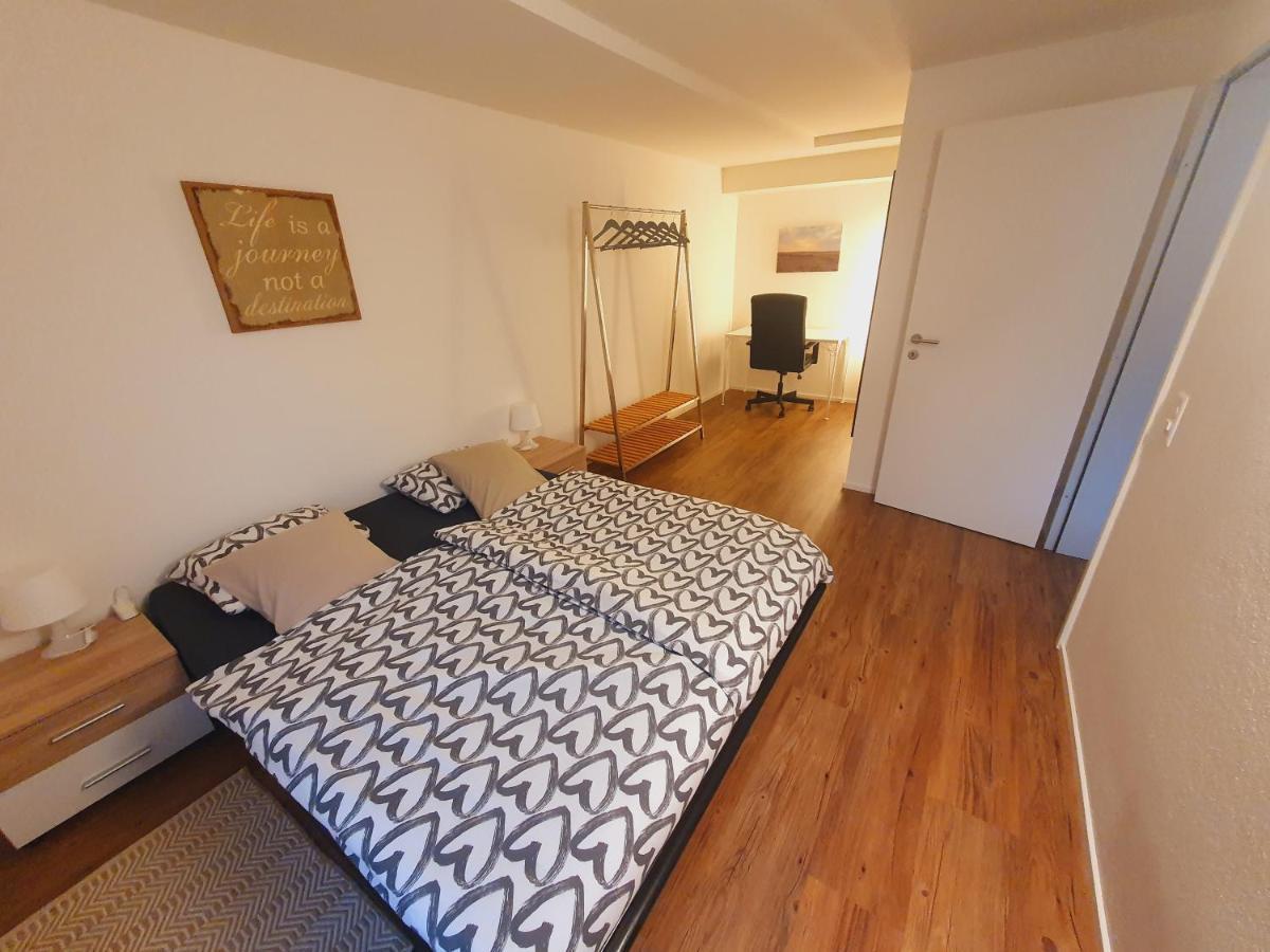 Ebikon Neue Wohnung An Stadtrand Mit Parkplatz מראה חיצוני תמונה